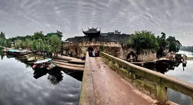 《幻兽帕鲁》修理地基墙壁建筑方法